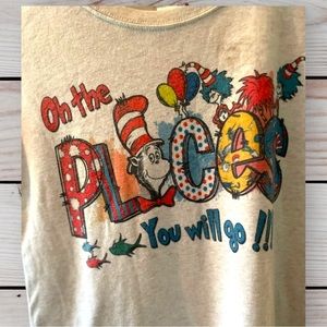 YM Dr Seuss‎ tee shirt